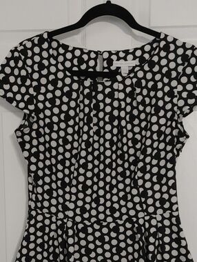 Black and White Polka Dot Cap Sleeve Top Womens Medium Fitted Waist Side Zip EUC